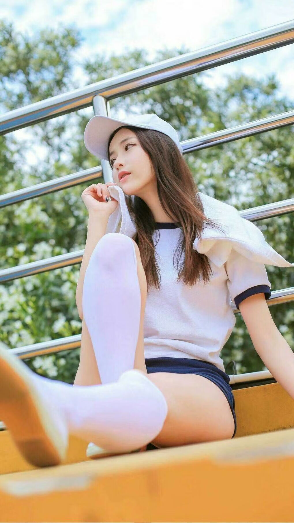 中国足球职业联赛商业模式创新,职业联赛的产生标志着中国足球职业化的开端