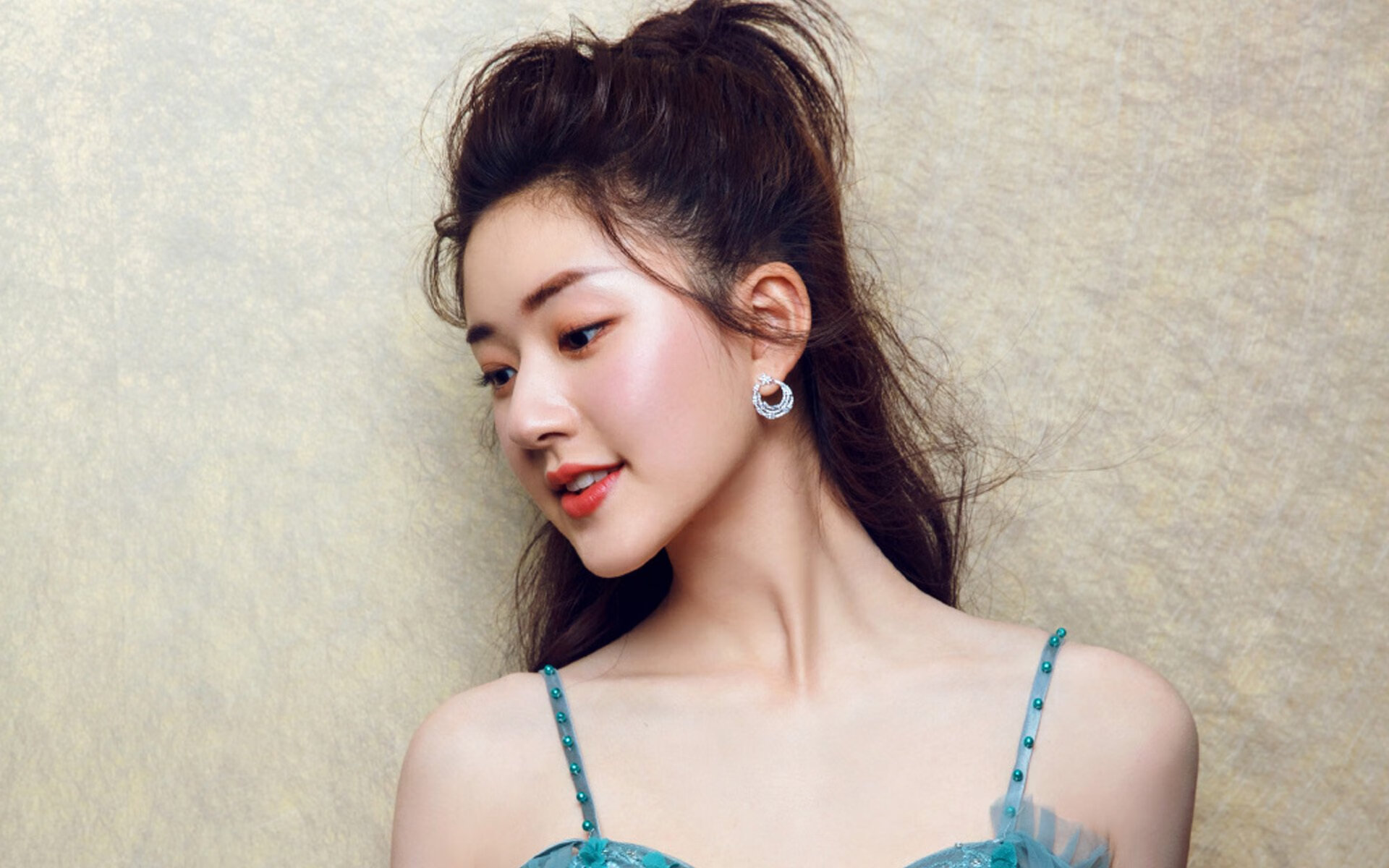 九游下载安装-中国篮球品牌联名款球鞋发售引发市场热议与粉丝追捧，中国的篮球鞋品牌