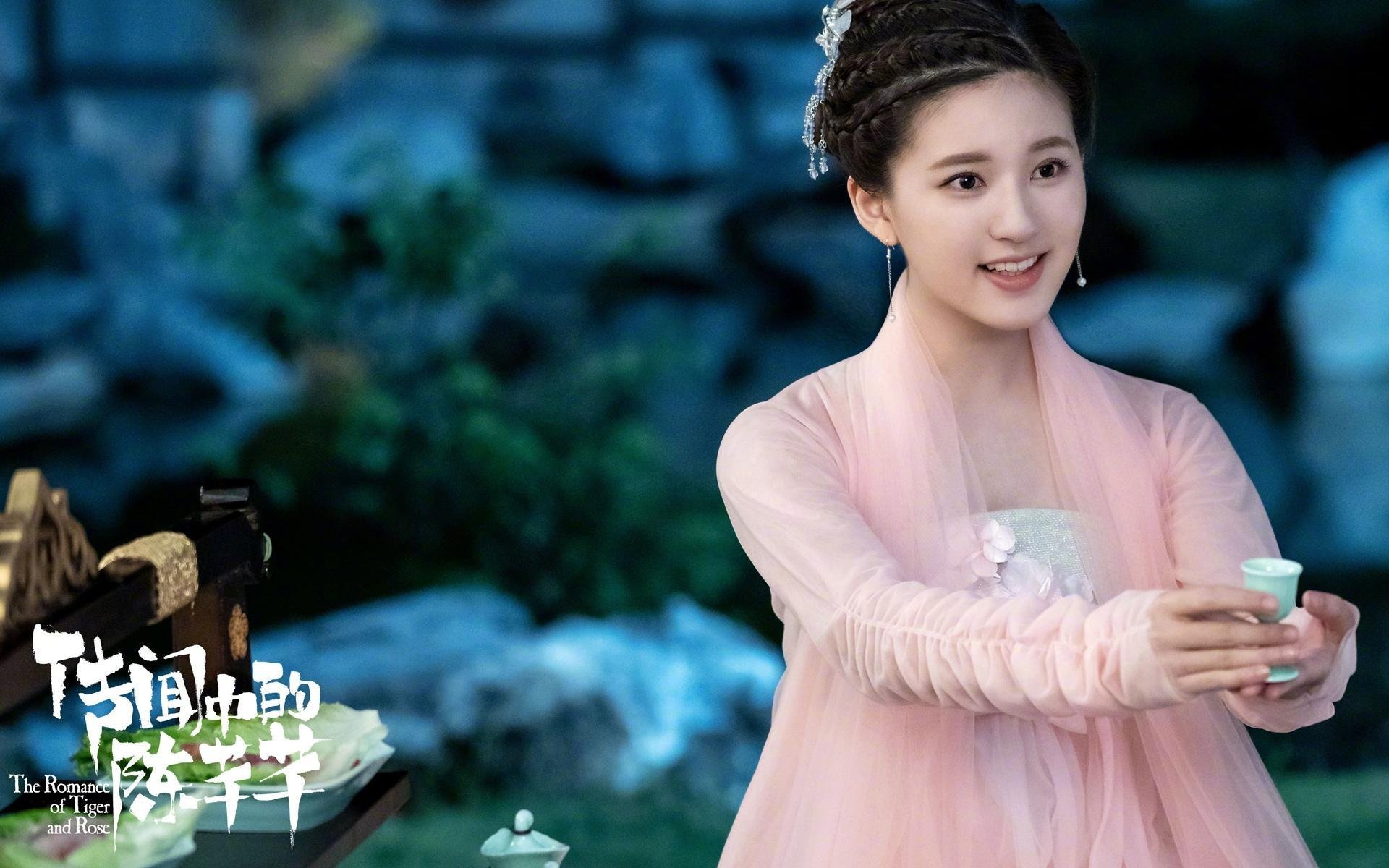 比赛结束后球员自发感谢远征球迷现场气氛感人至深，比赛后的致谢语